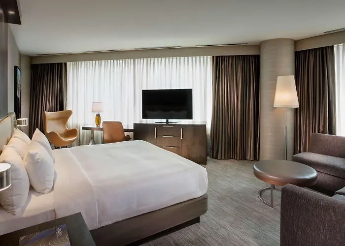 Doubletree By Hilton Magnificent Mile Hotel Chicago
