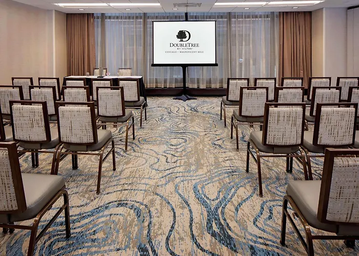 Hotel Doubletree By Hilton Magnificent Mile Chicago