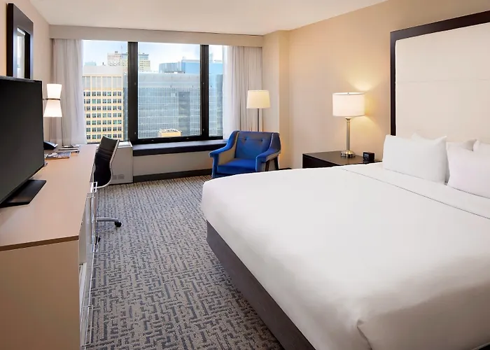 Doubletree By Hilton Magnificent Mile Hotel
