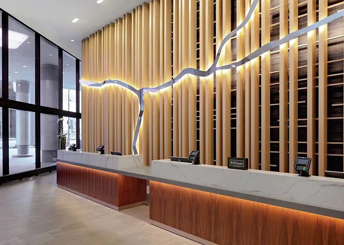 Doubletree By Hilton Magnificent Mile Hotel Chicago
