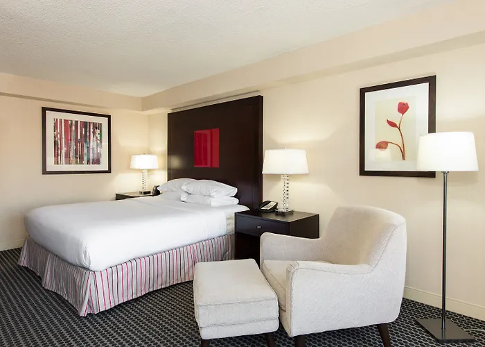 Doubletree By Hilton Magnificent Mile